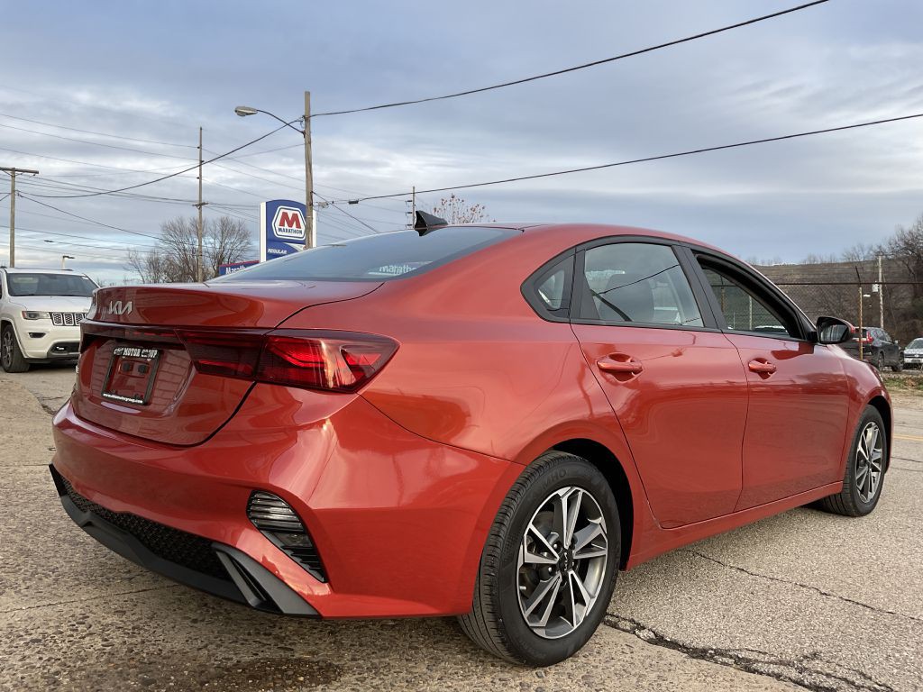 2023 Kia Forte Image 3