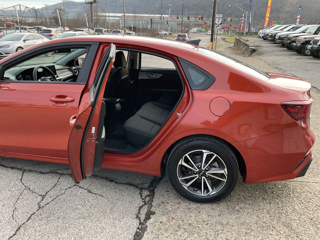 2023 Kia Forte Image 19