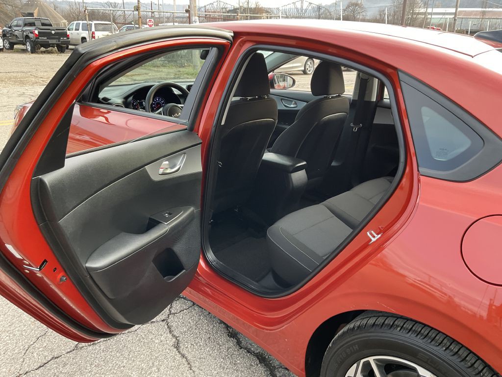 2023 Kia Forte Image 21