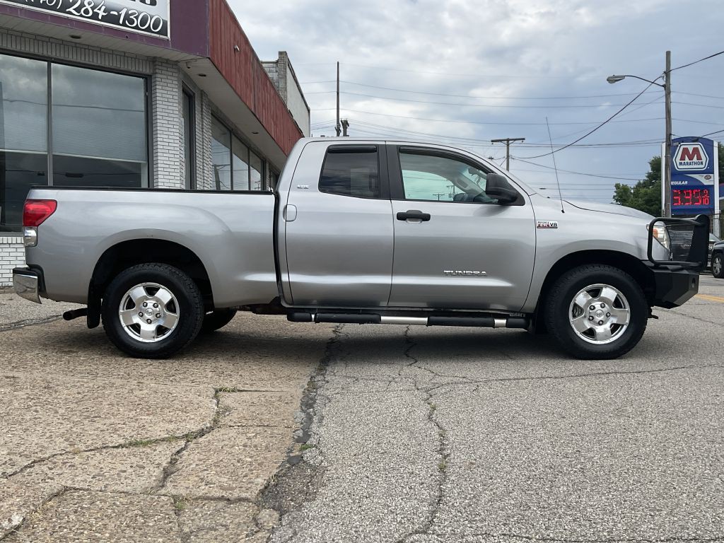 2008 Toyota Tundra Image 2