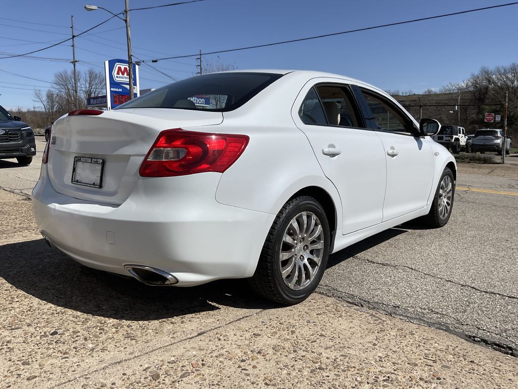 2013 Suzuki Kizashi Image 3