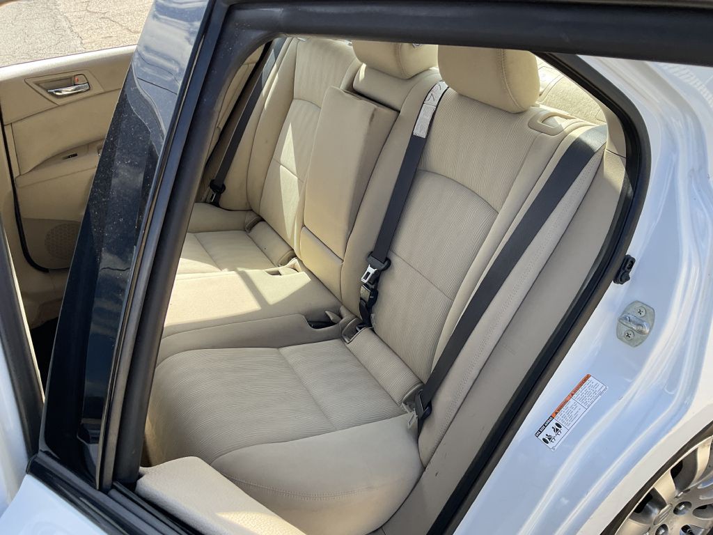 2013 Suzuki Kizashi Image 20