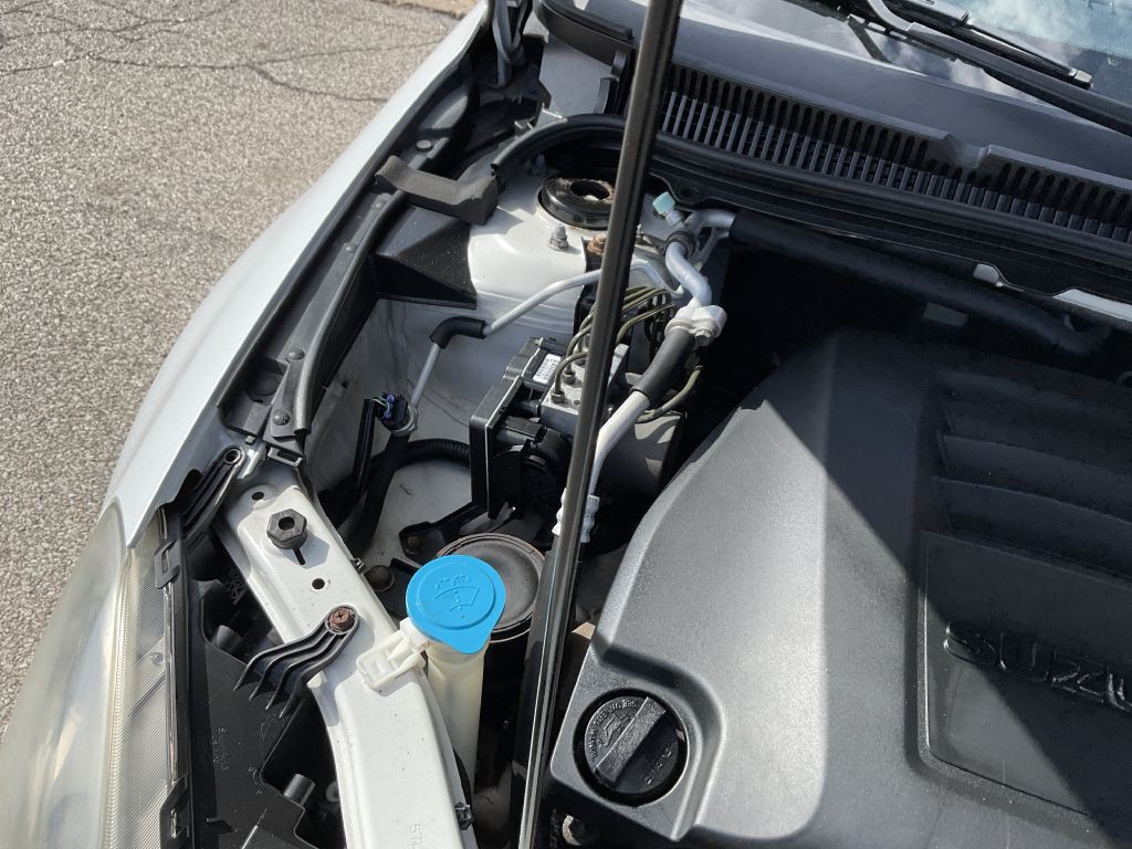 2013 Suzuki Kizashi Image 32