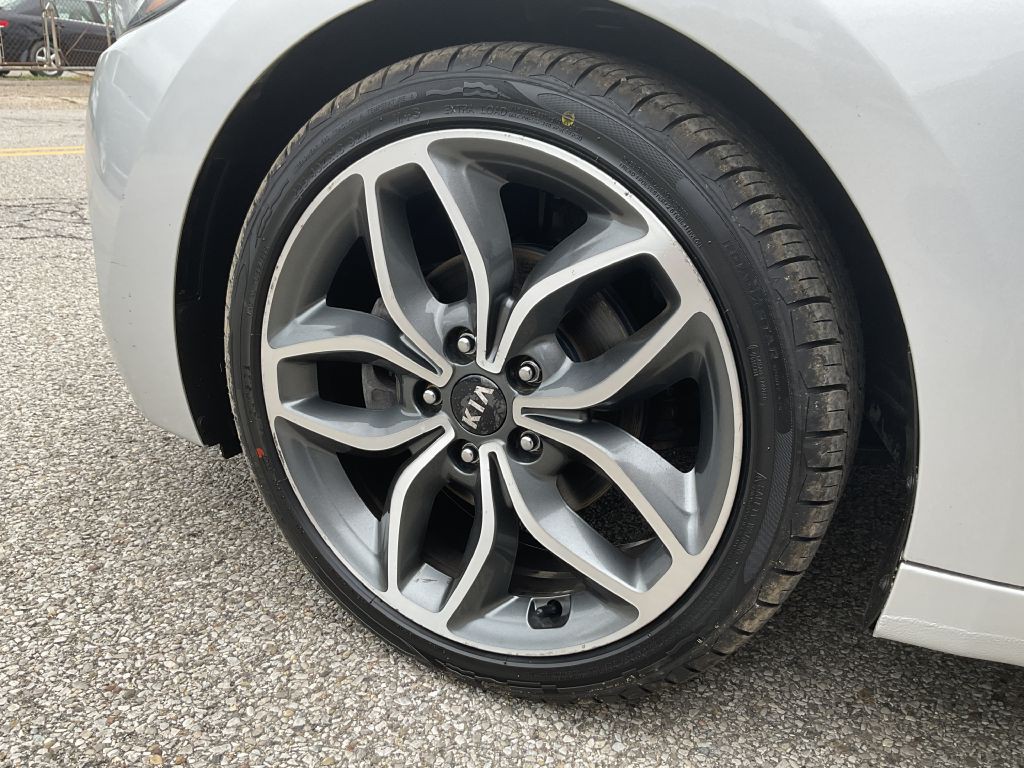 2018 Hyundai Elantra Image 9