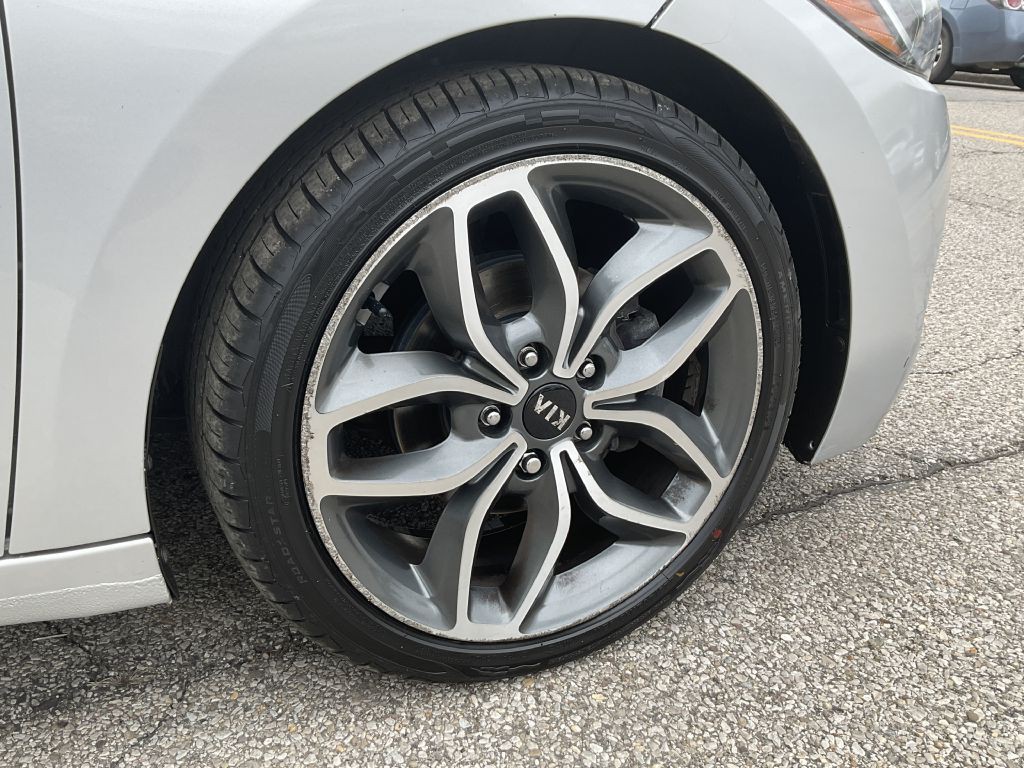 2018 Hyundai Elantra Image 12