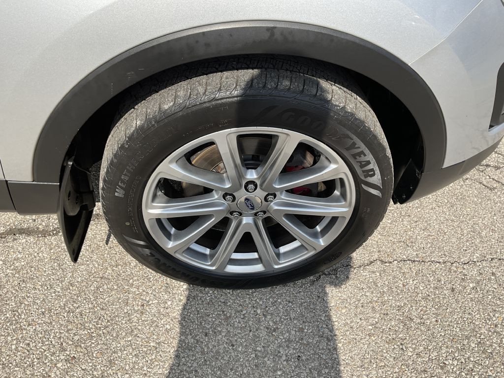 2016 Ford Explorer Image 11