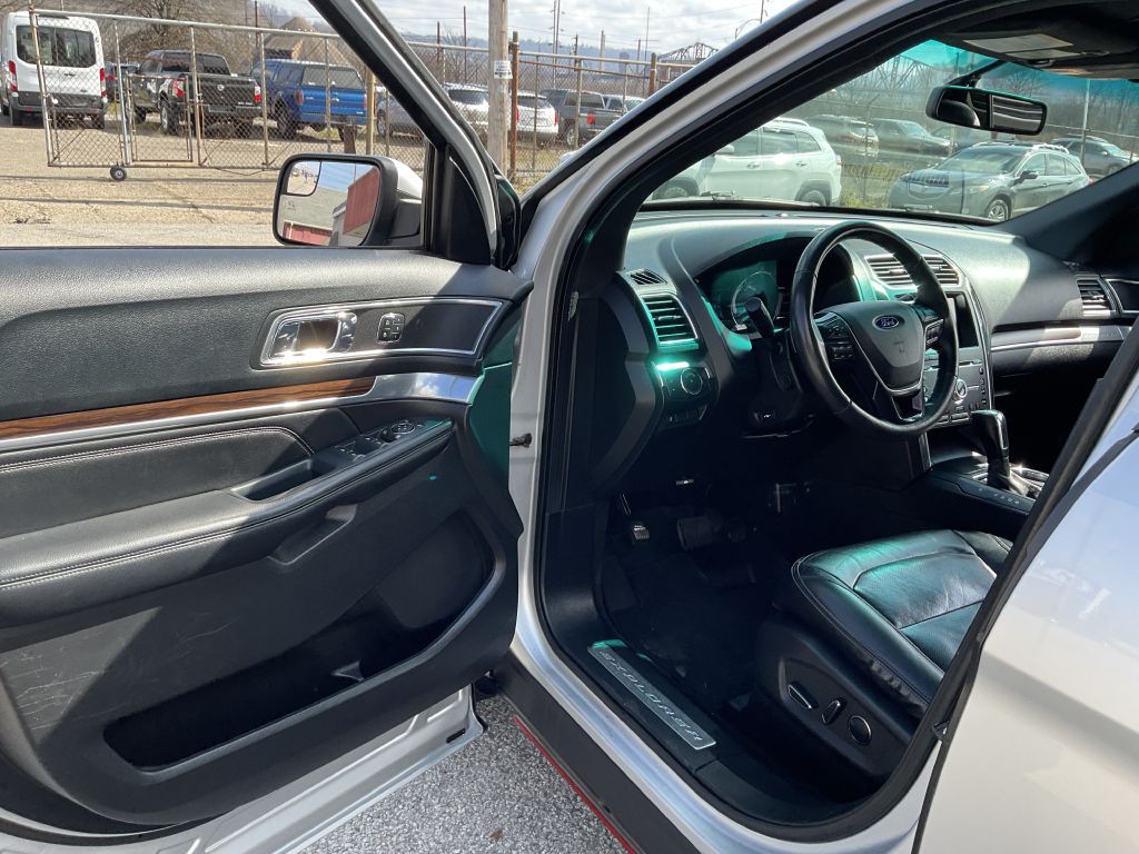 2016 Ford Explorer Image 15