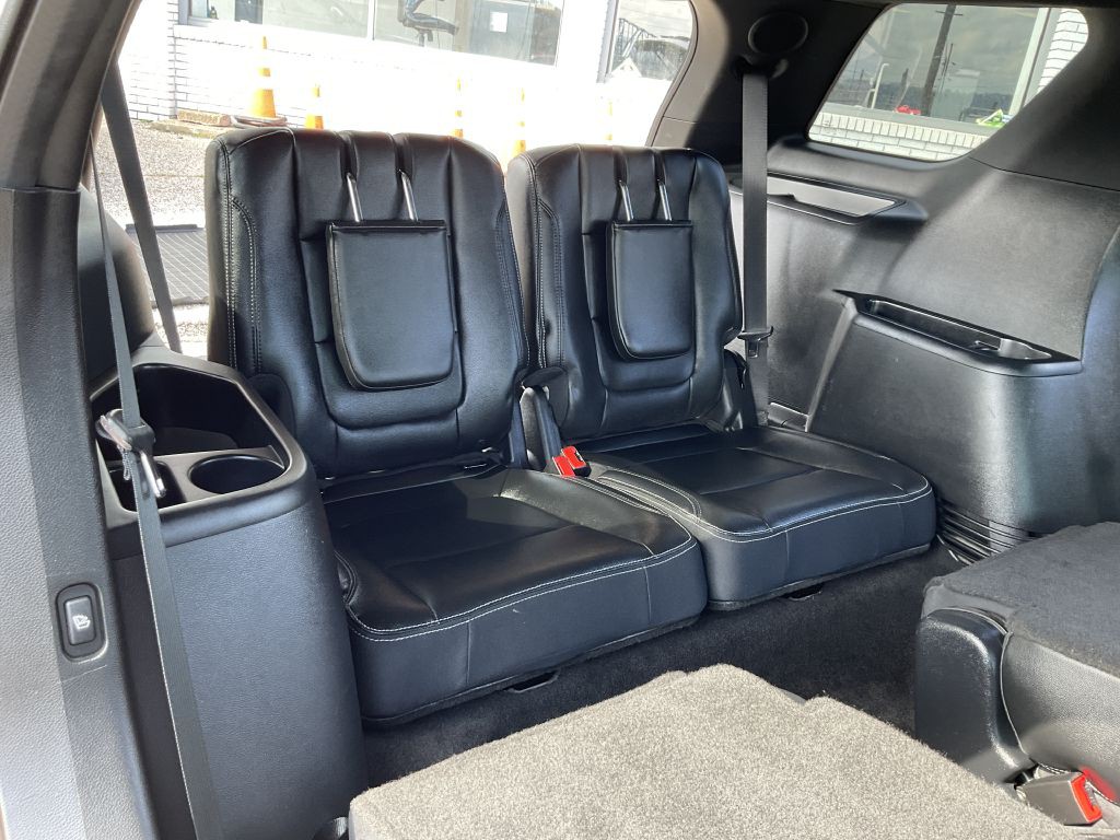 2016 Ford Explorer Image 28