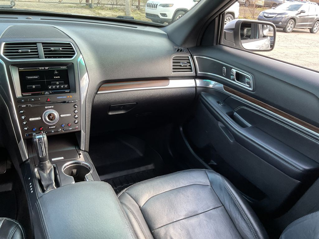 2016 Ford Explorer Image 33