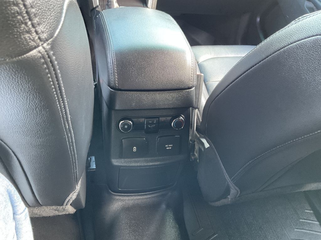 2016 Ford Explorer Image 34