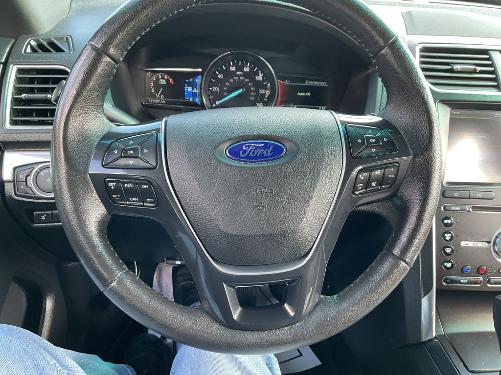 2016 Ford Explorer Image 38