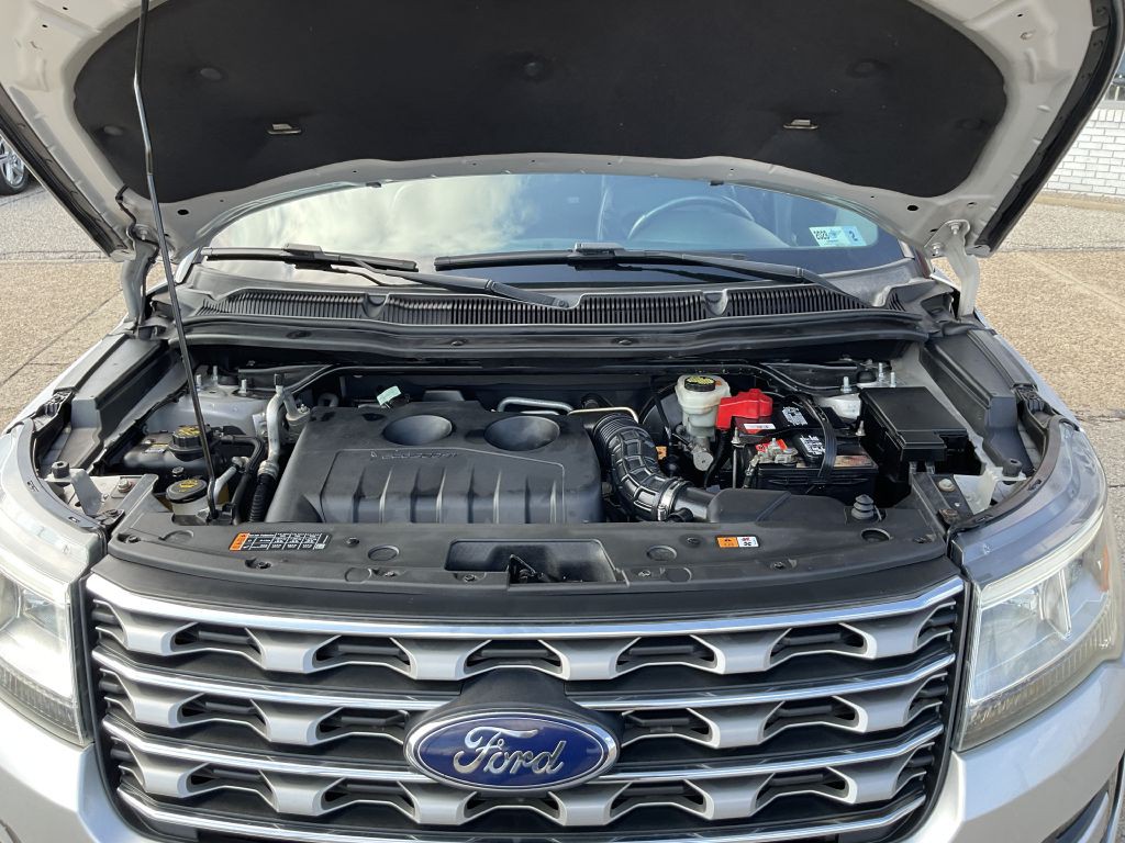 2016 Ford Explorer Image 42