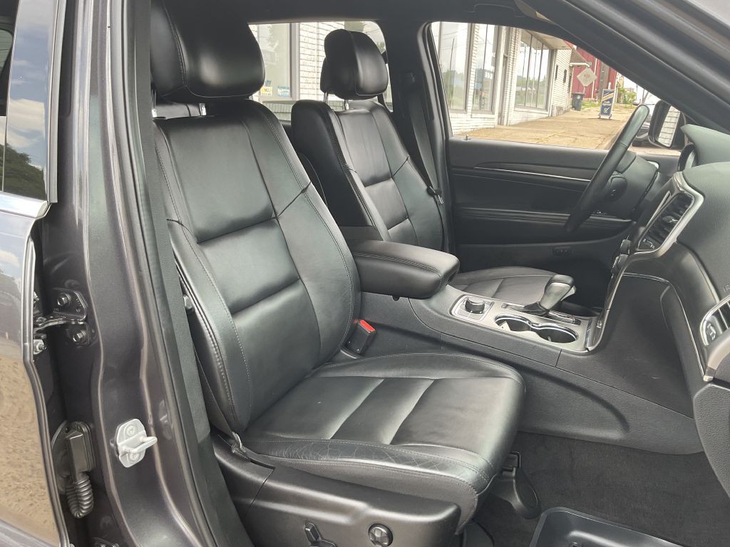2018 Jeep Grand Cherokee Image 16