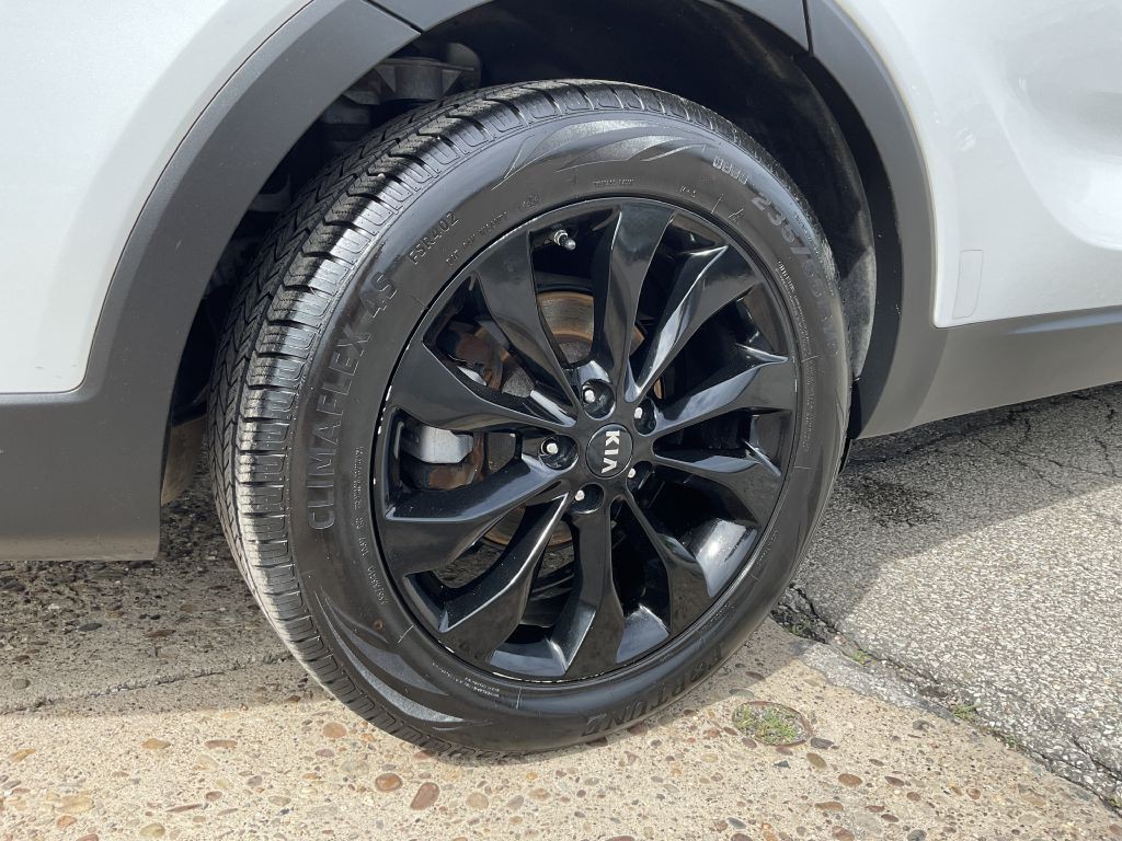 2020 Kia Sorento Image 11