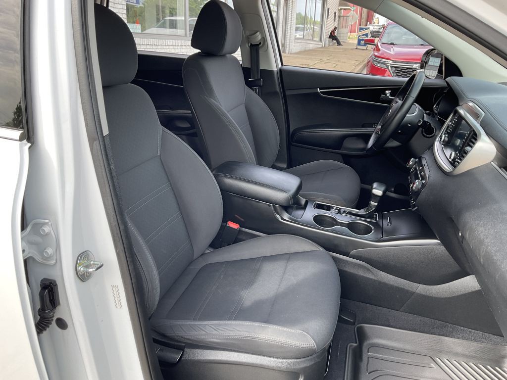 2020 Kia Sorento Image 16