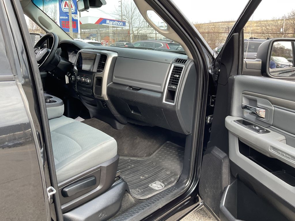 2016 RAM 1500 Image 18