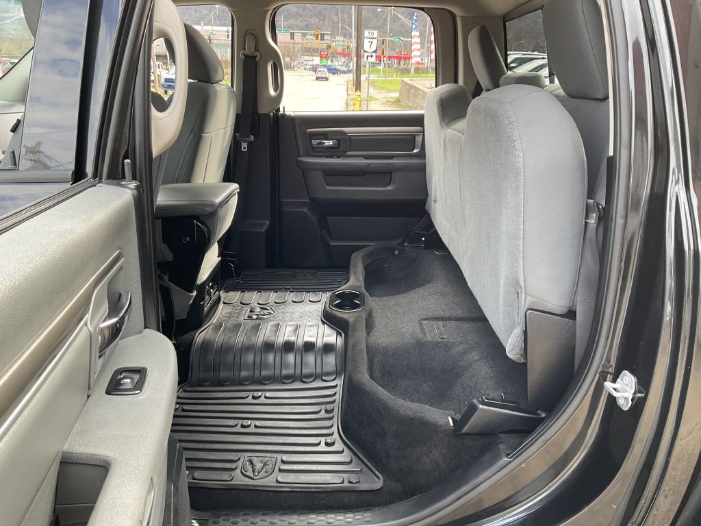 2016 RAM 1500 Image 22