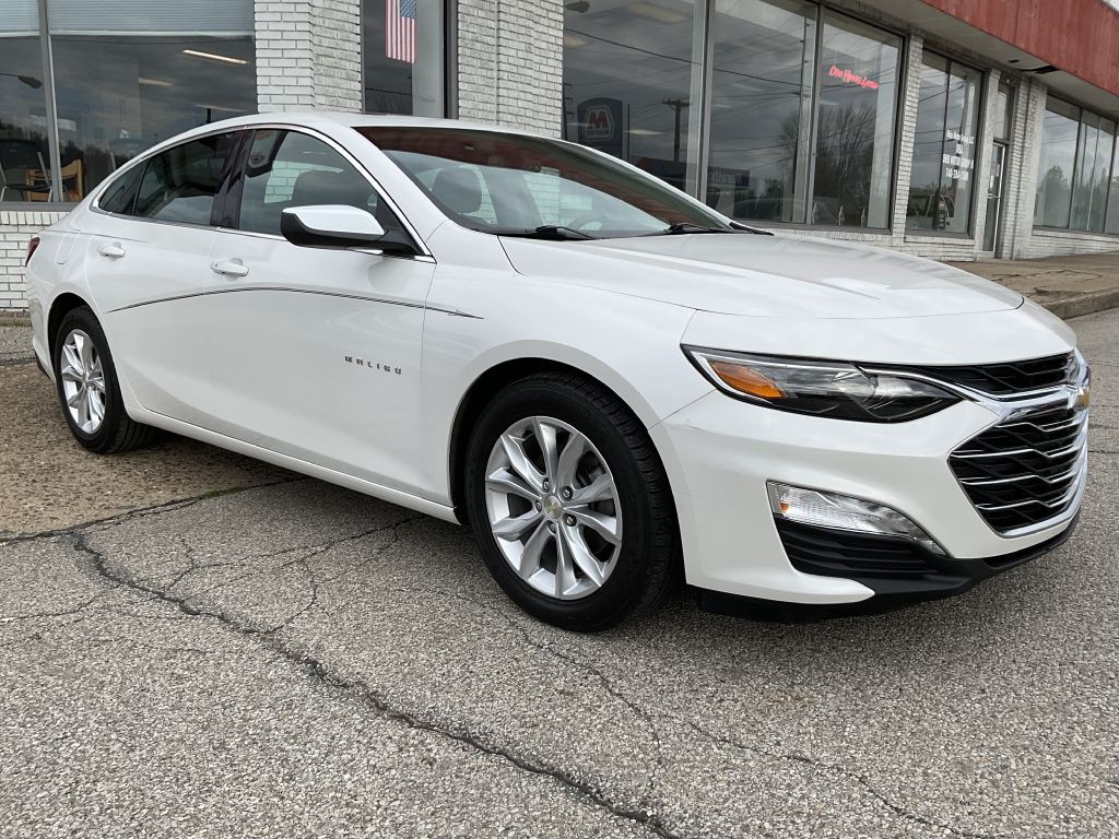 2019 Chevrolet Malibu Image 1