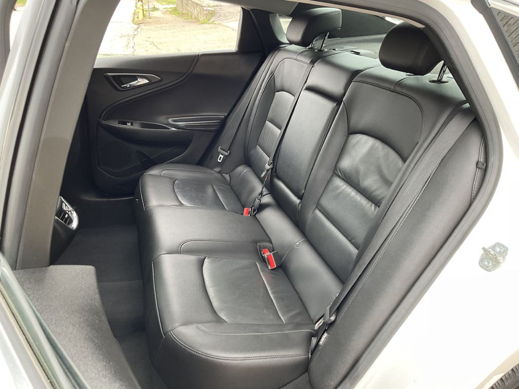 2019 Chevrolet Malibu Image 20