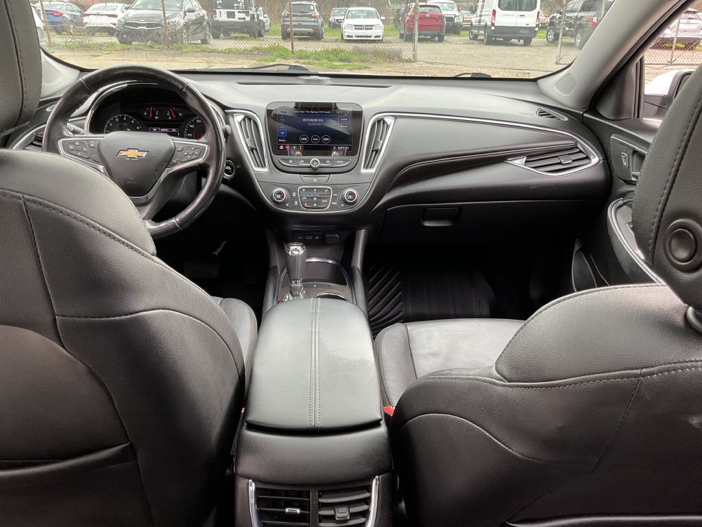 2019 Chevrolet Malibu Image 24