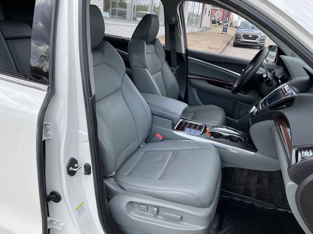 2016 Acura MDX Image 17
