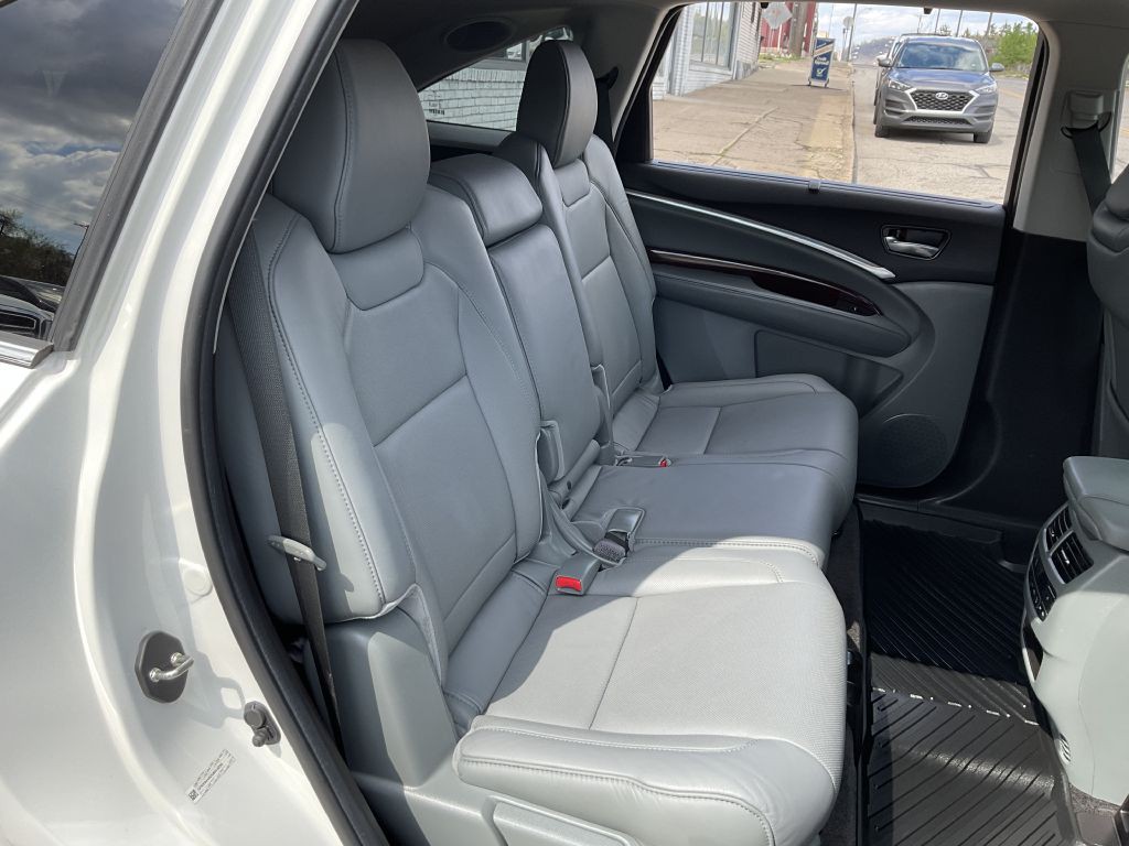 2016 Acura MDX Image 22