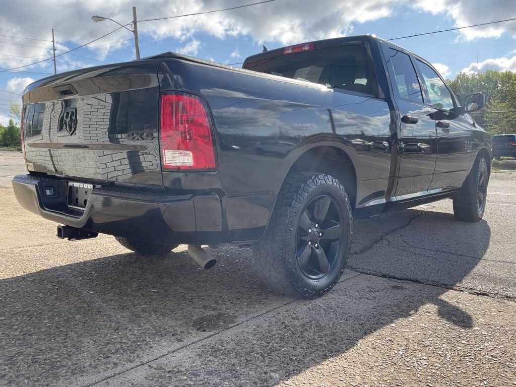 2019 RAM 1500 Image 3