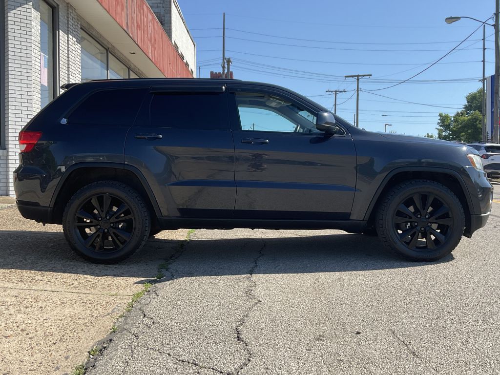 2012 Jeep Grand Cherokee Image 2