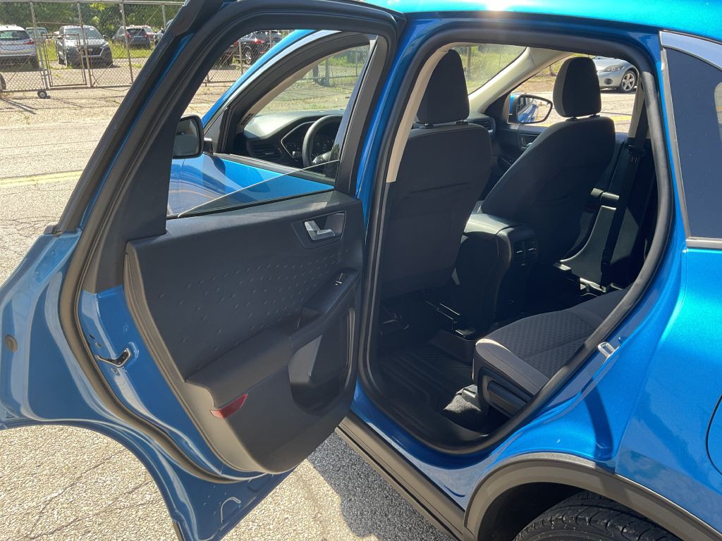 2020 Ford Escape Image 17