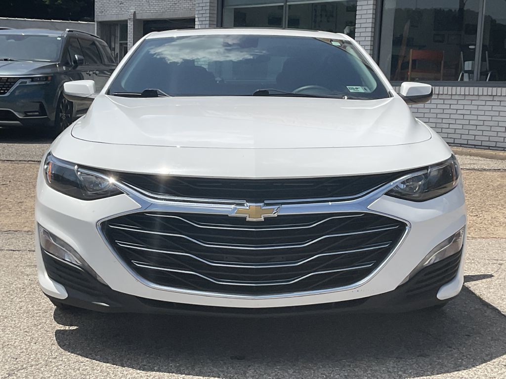 2024 Chevrolet Malibu Image 4