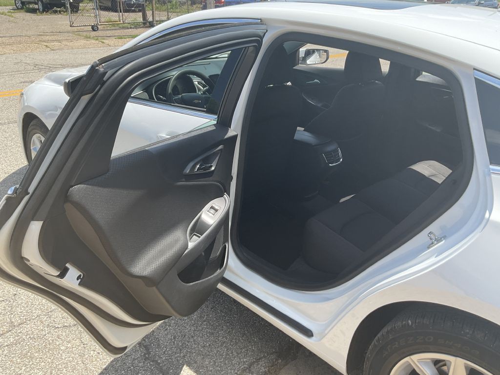 2024 Chevrolet Malibu Image 18