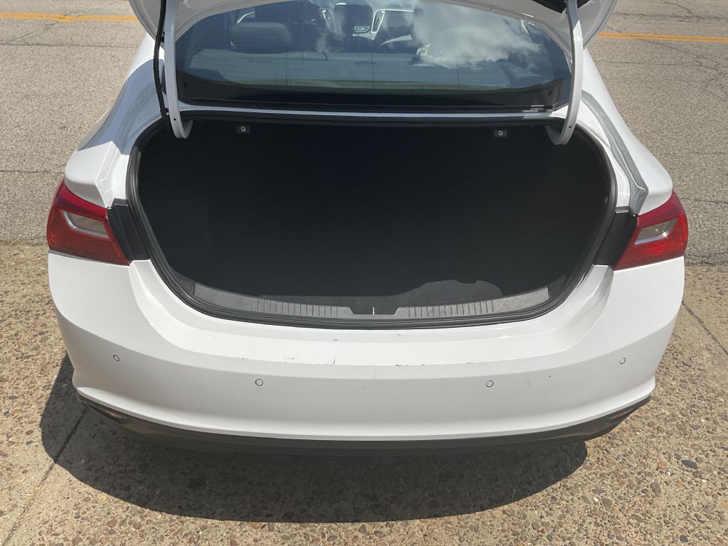 2024 Chevrolet Malibu Image 22