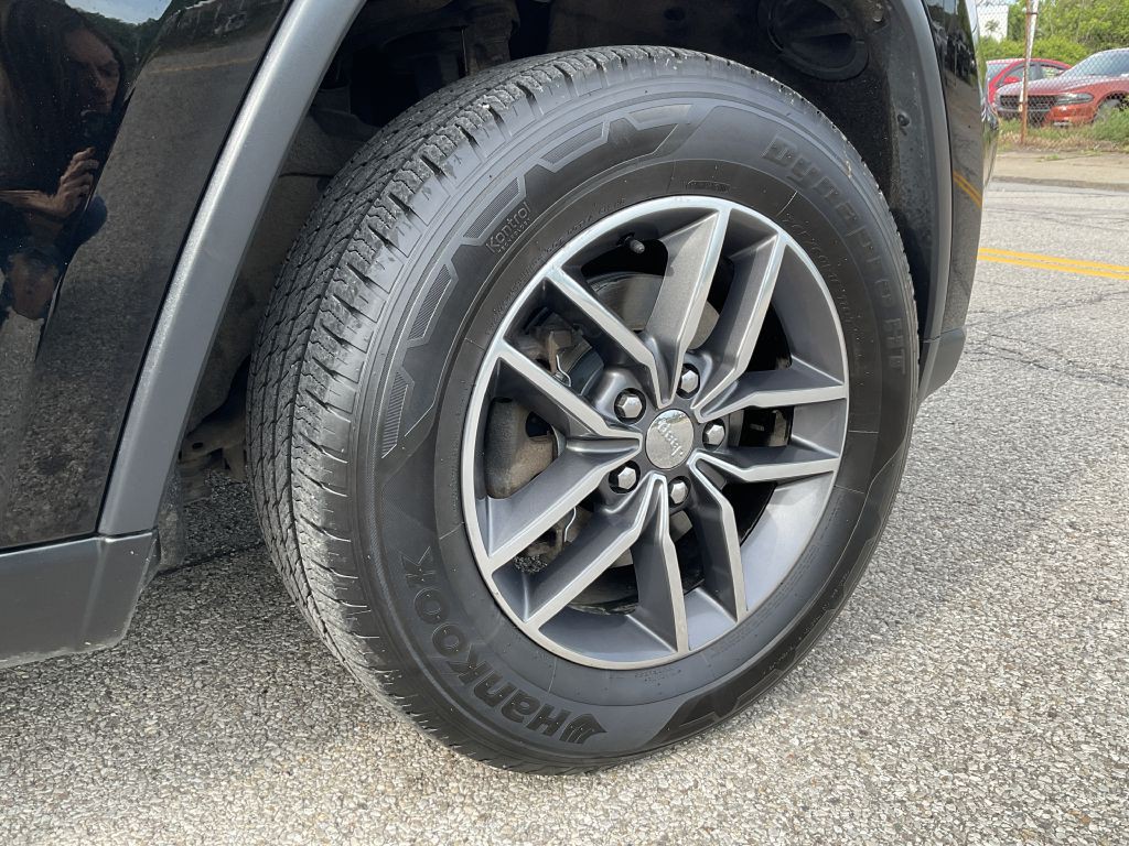 2018 Jeep Grand Cherokee Image 12