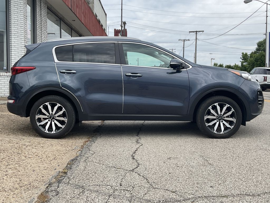 2017 Kia Sportage Image 2