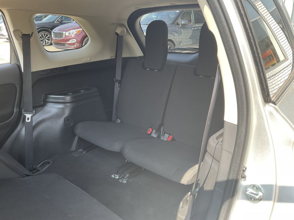 2019 Mitsubishi Outlander Image 18