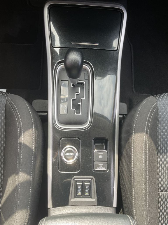 2019 Mitsubishi Outlander Image 24