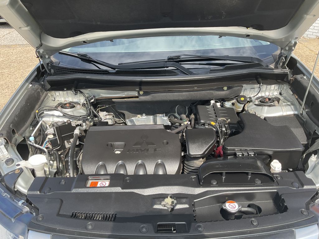 2019 Mitsubishi Outlander Image 26