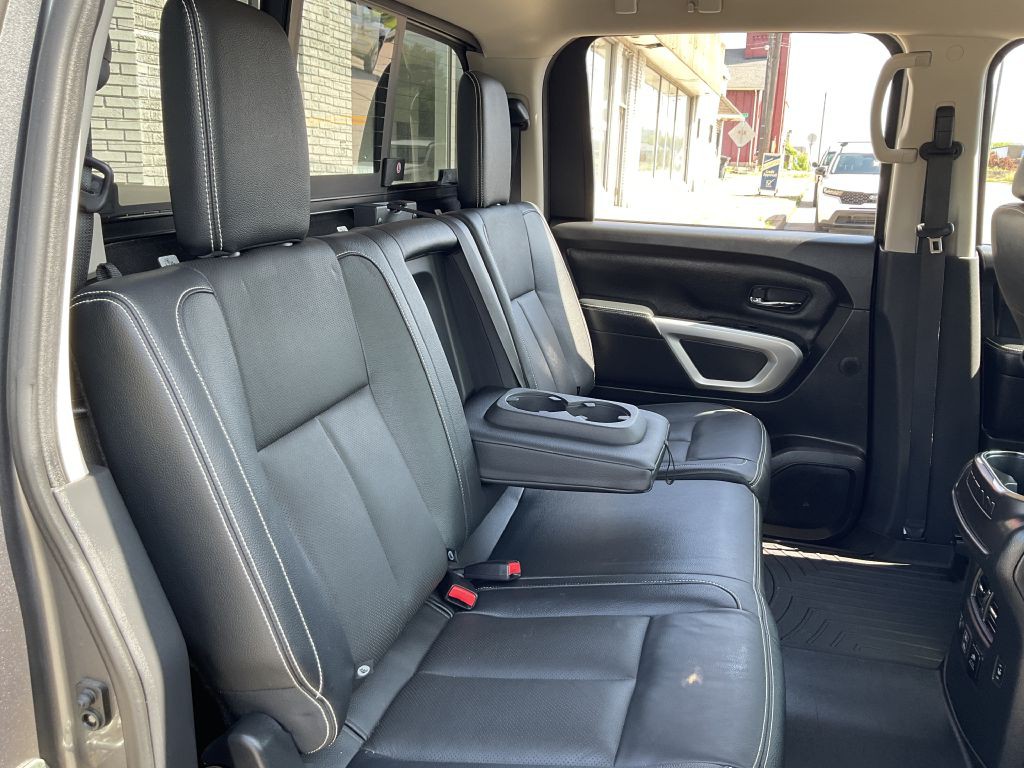 2019 Nissan Titan Image 20