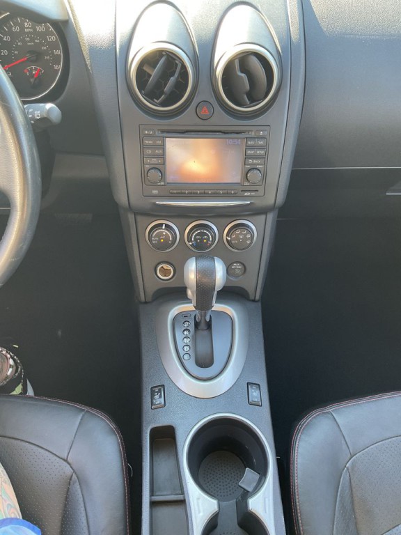 2011 Nissan Rogue Image 25