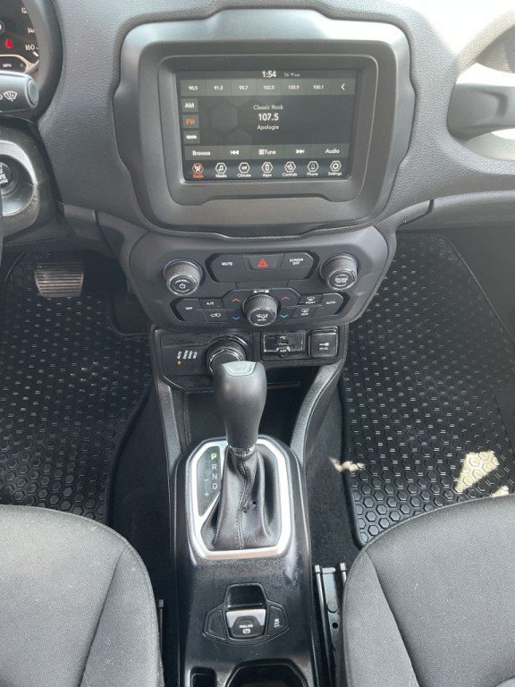 2020 Jeep Renegade Image 24