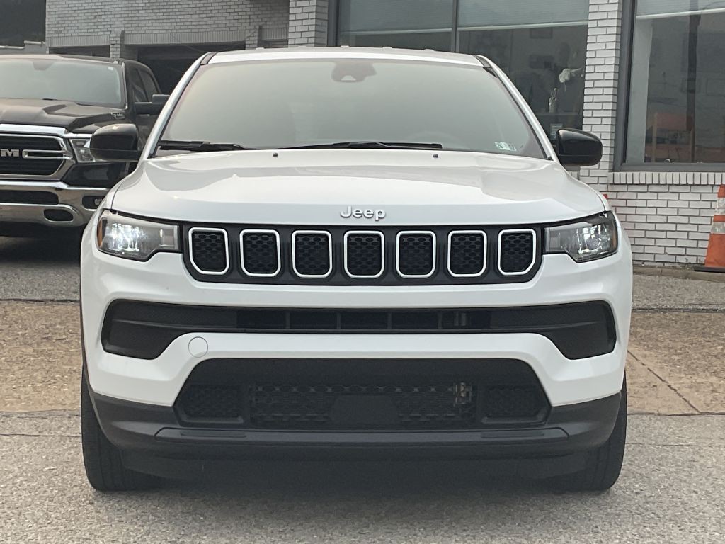 2023 Jeep Compass Image 4