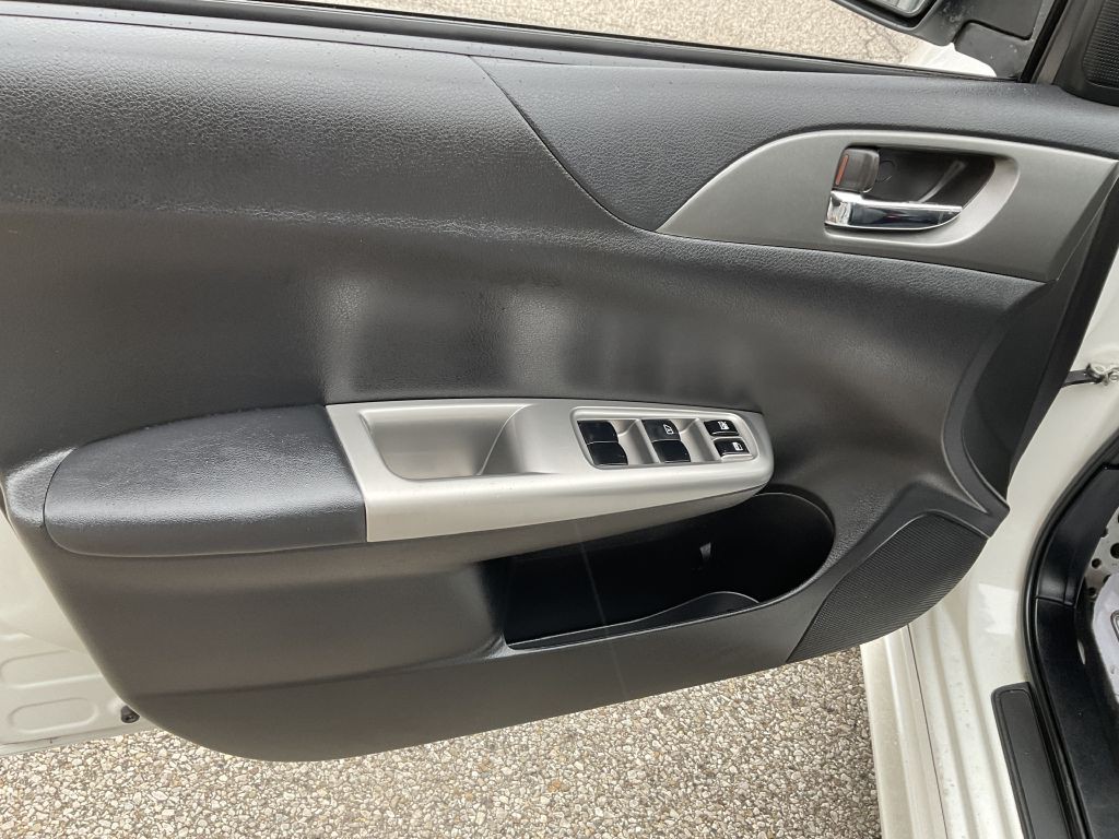 2010 Subaru Impreza Image 31