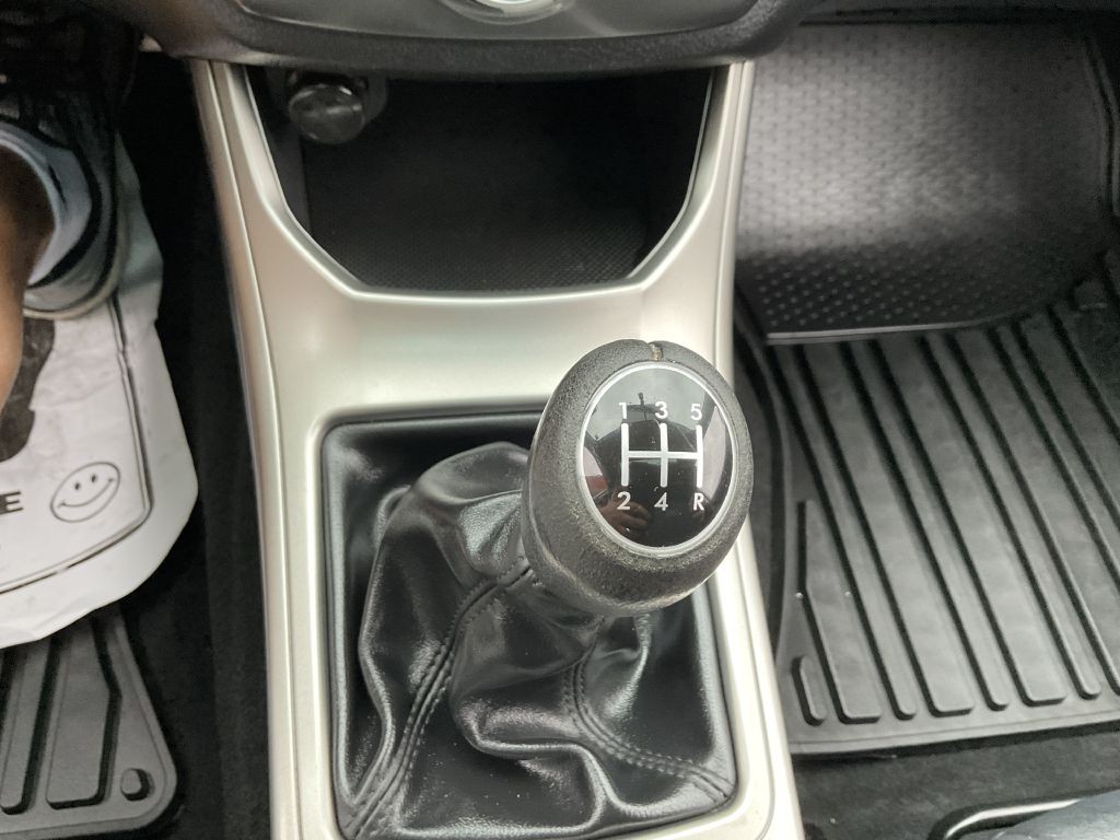 2010 Subaru Impreza Image 35