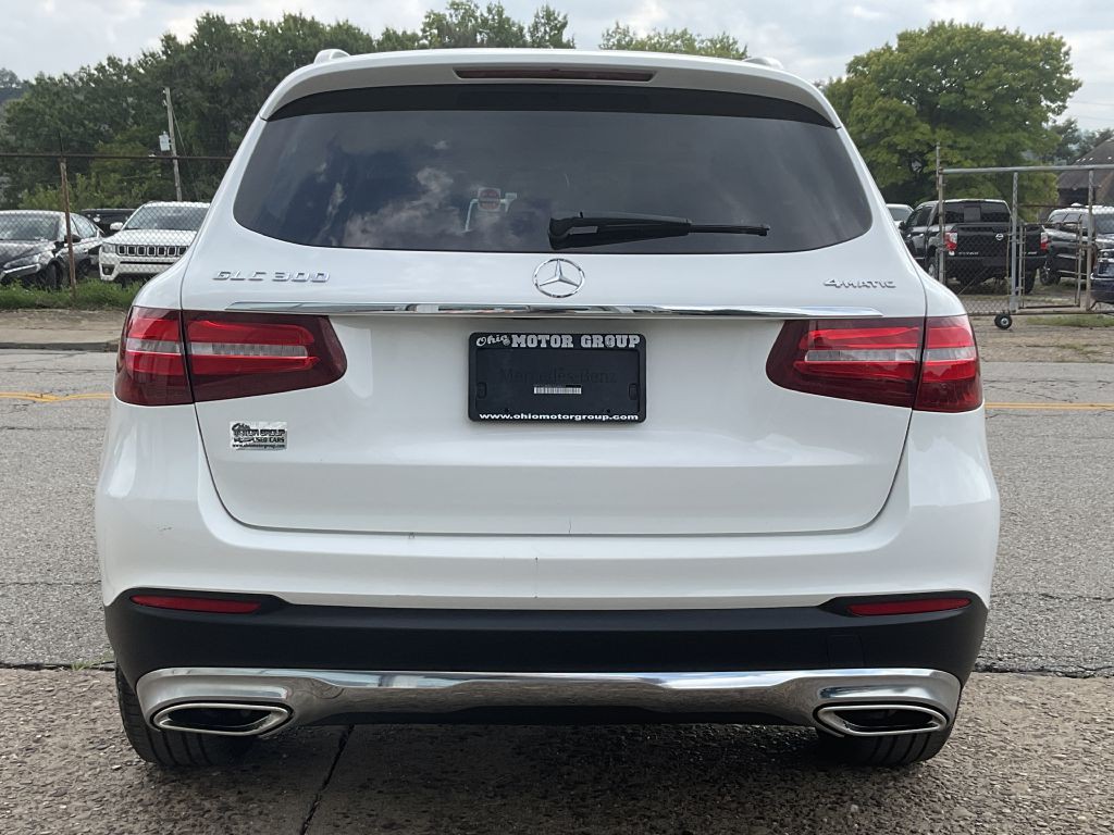 2018 Mercedes-Benz GLC-Class Image 8