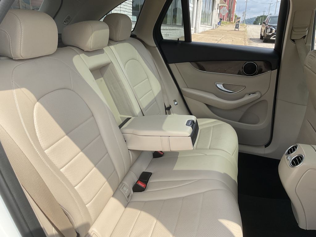 2018 Mercedes-Benz GLC-Class Image 20