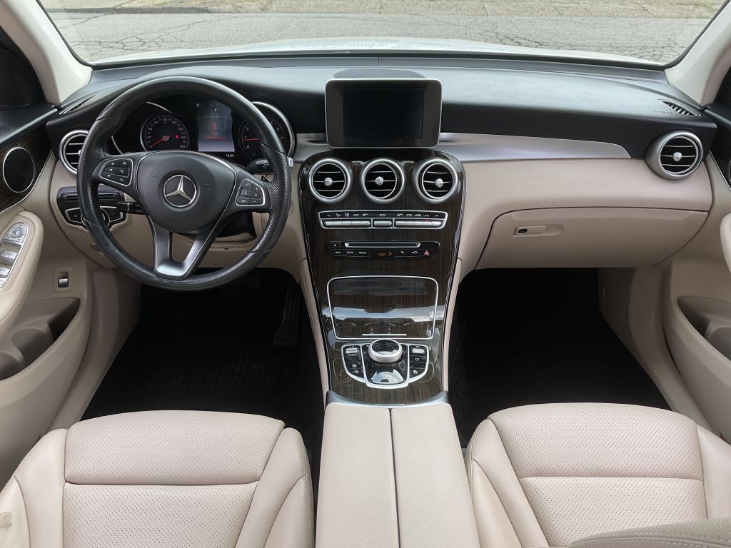 2018 Mercedes-Benz GLC-Class Image 23