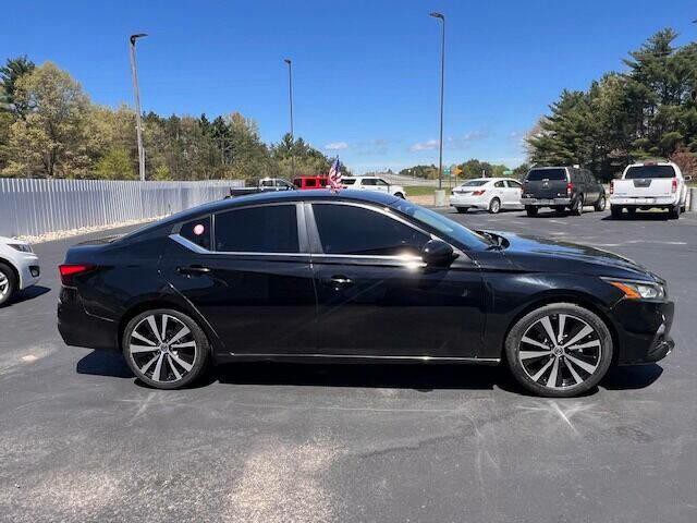 2020 Nissan Altima Image 3