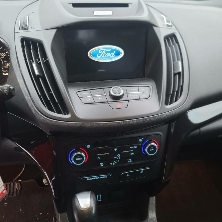 2017 Ford Escape Image 9