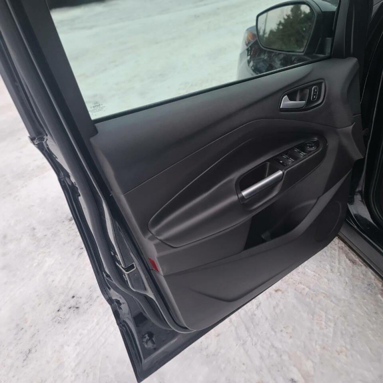 2017 Ford Escape Image 10