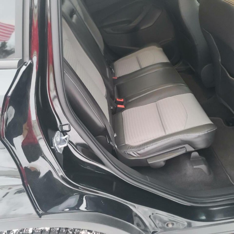 2017 Ford Escape Image 13